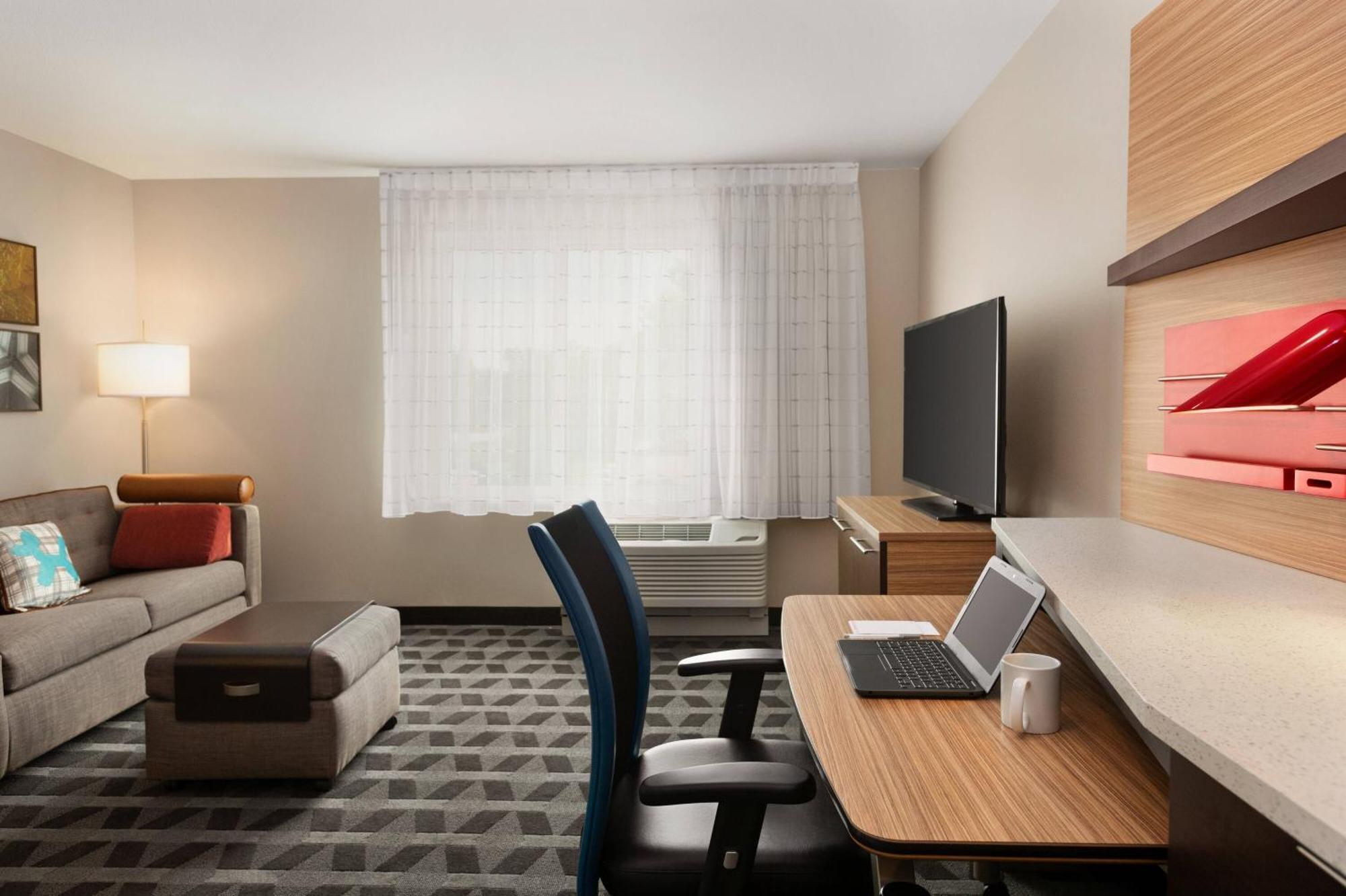 TownePlace Suites Cedar Rapids Marion Exterior foto